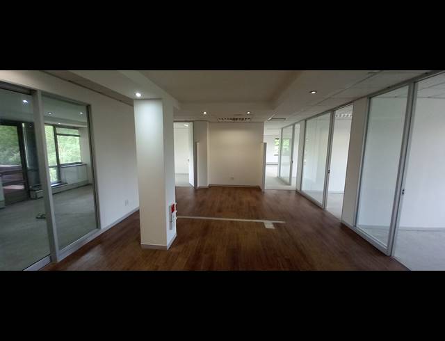 313M² OFFICE TO LET IN WOODMEAD